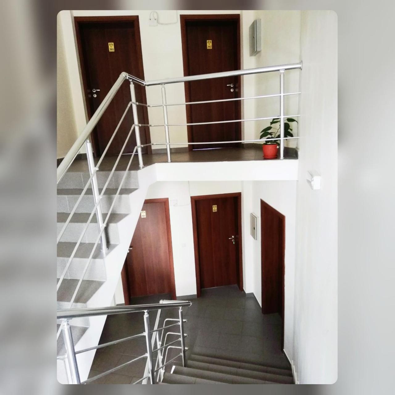 Хотел Perla สเตรลชา ภายนอก รูปภาพ